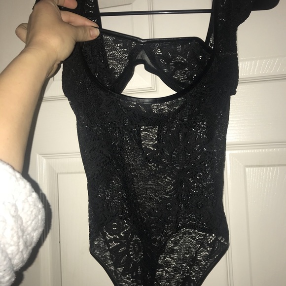 Victoria’s Secret lace teddy lingerie - Picture 3 of 6